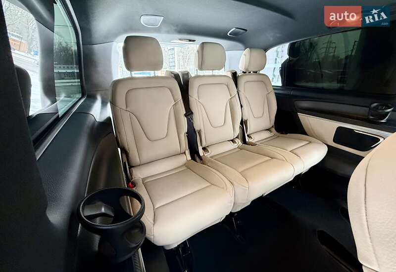 Мінівен Mercedes-Benz V-Class 2020 в Дніпрі