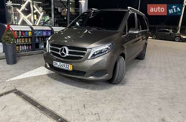 Мінівен Mercedes-Benz V-Class 2016 в Чернівцях