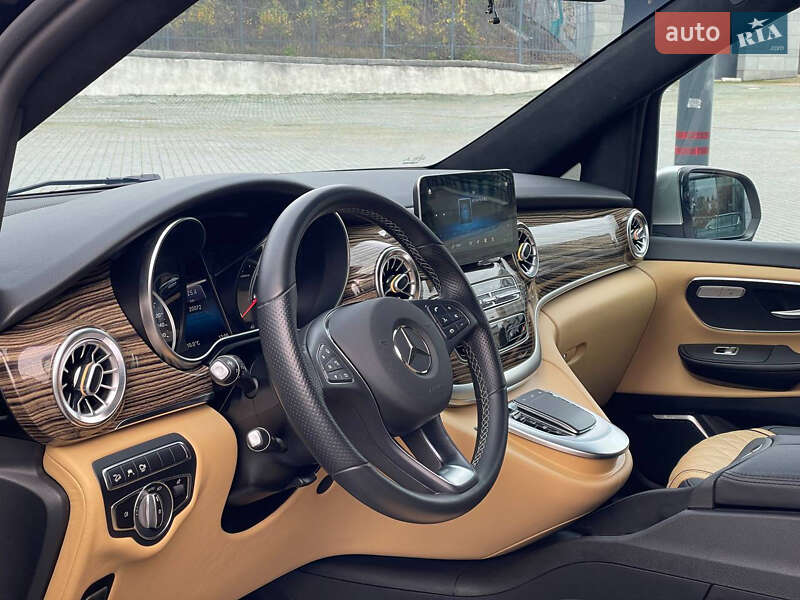 Мінівен Mercedes-Benz V-Class 2021 в Києві фото 11 Мінівен Mercedes-Benz V-Class 2021 в Києві