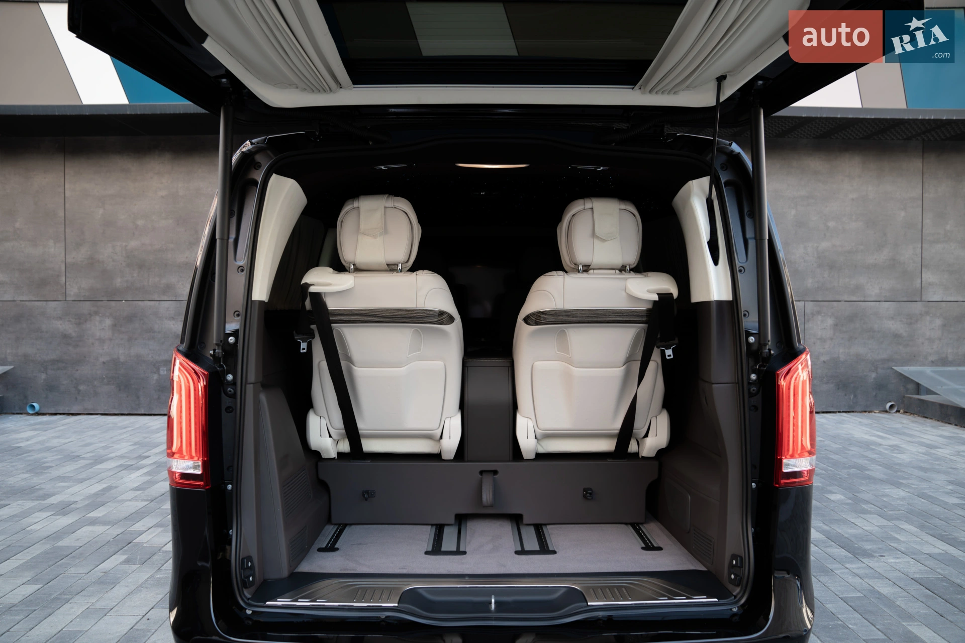 2021 Mercedes-Benz V-klasse - мініатюра 17
