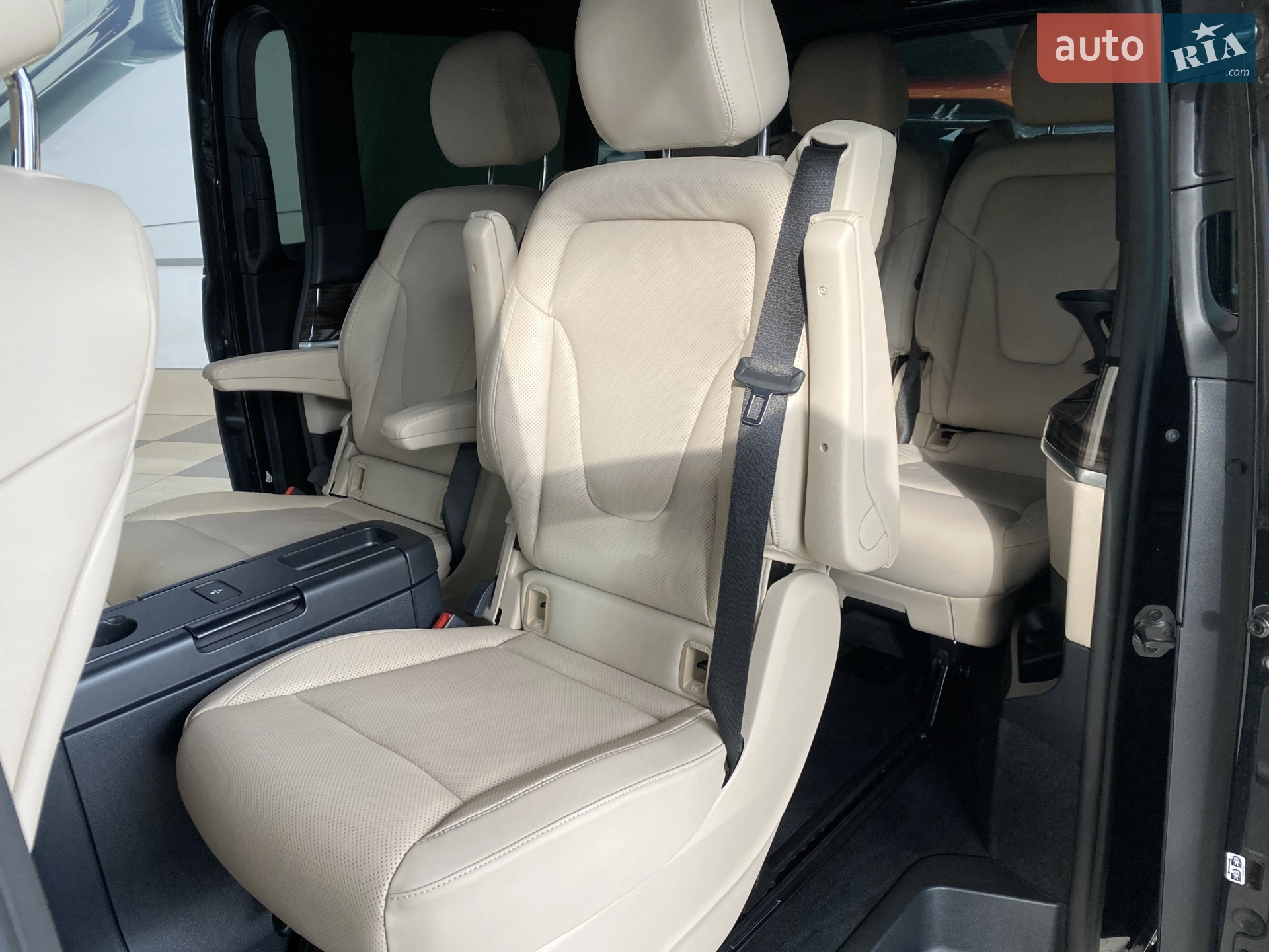 2023 Mercedes-Benz V-klasse - мініатюра 38