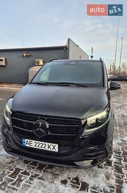 Мінівен Mercedes-Benz V-Class 2024 в Києві