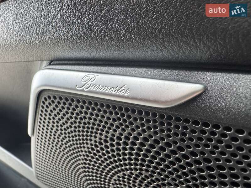 Минивэн Mercedes-Benz V-Class 2021 в Киеве