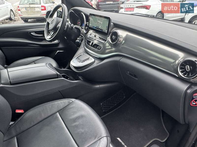 Минивэн Mercedes-Benz V-Class 2021 в Киеве