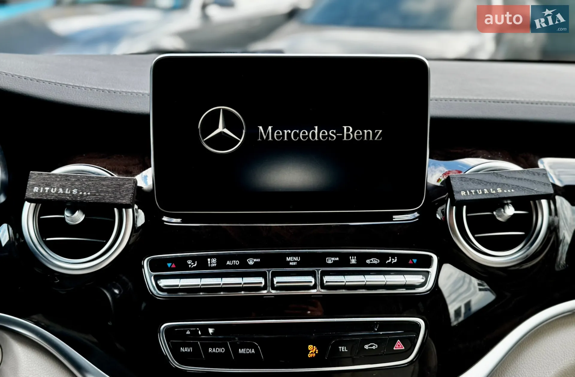 2017 Mercedes-Benz V-klasse - мініатюра 30