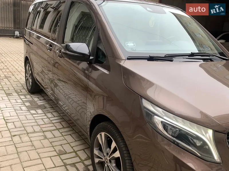 Mercedes-Benz V-Class