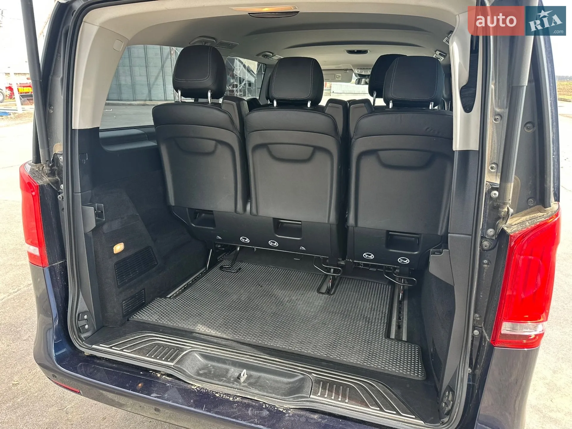 2020 Mercedes-Benz V-klasse - мініатюра 28
