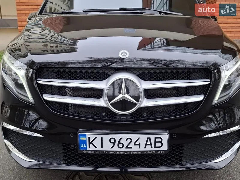 Mercedes-Benz V-Class