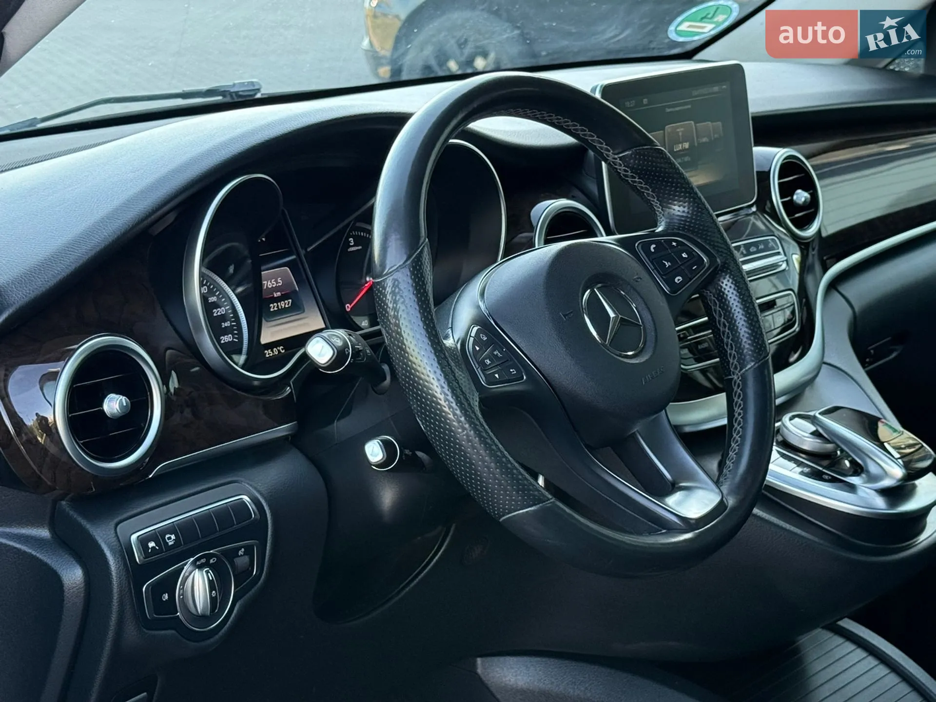 2017 Mercedes-Benz V-klasse - мініатюра 21