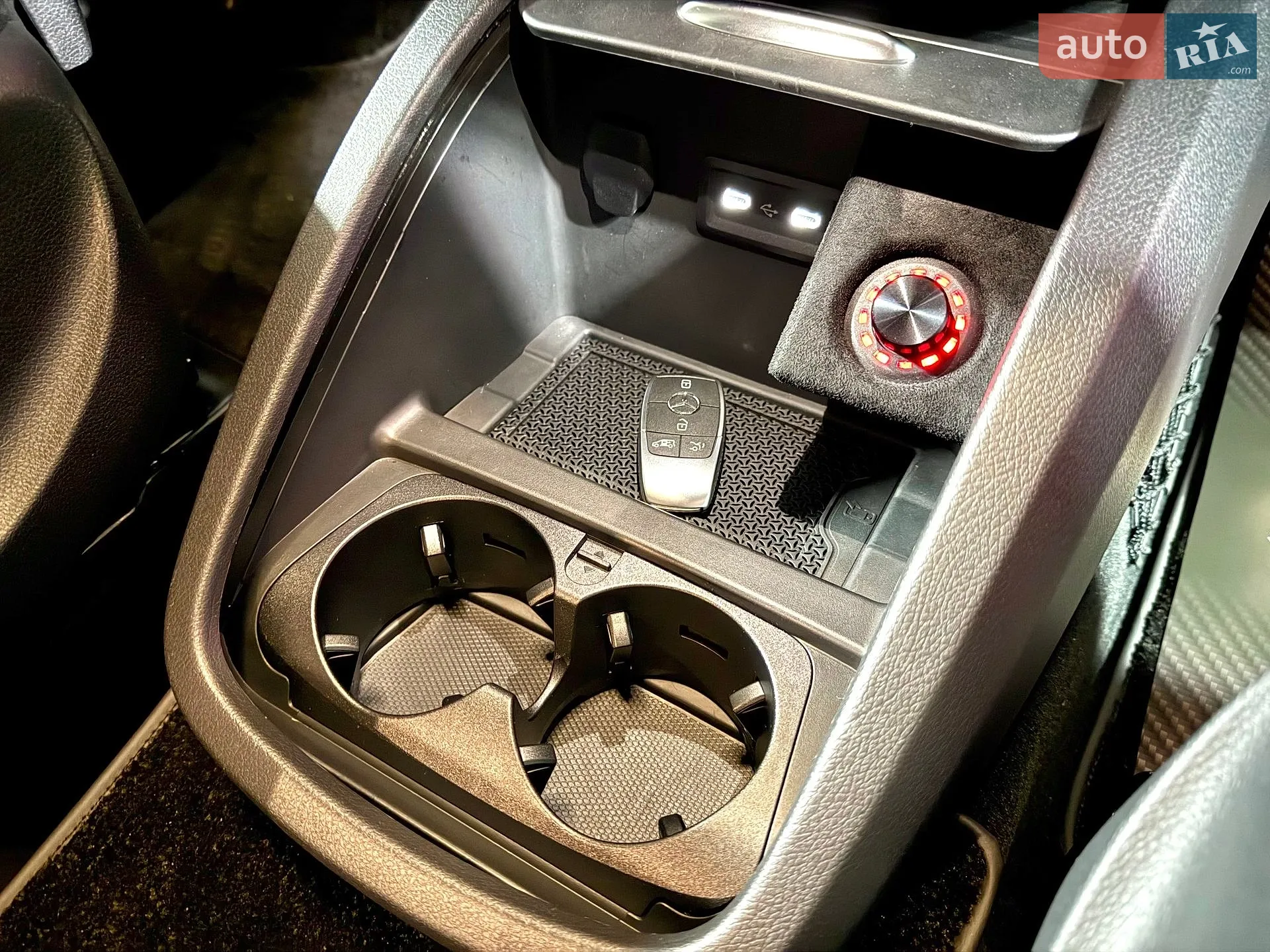 2025 Mercedes-Benz V-klasse - мініатюра 55