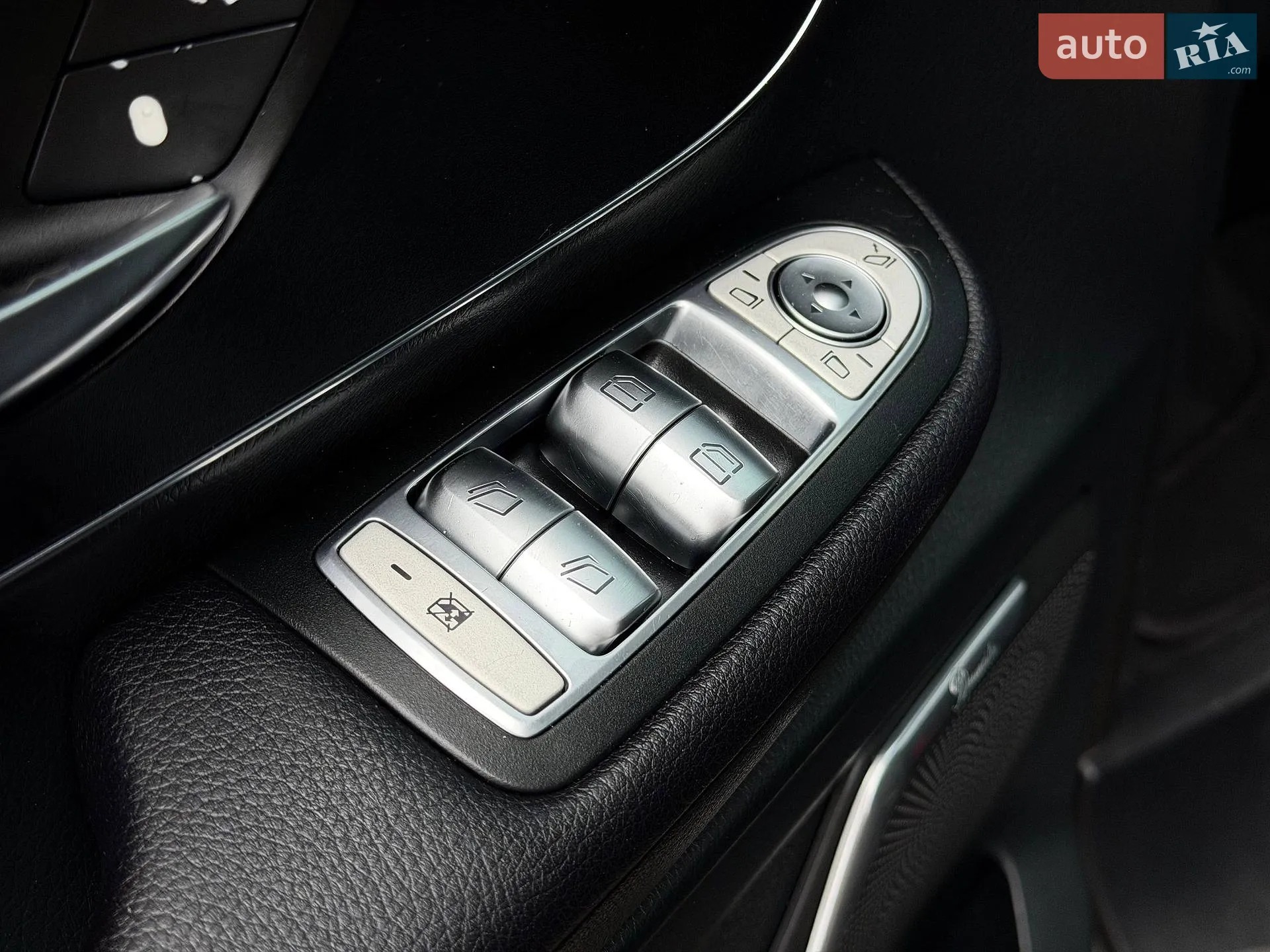 2016 Mercedes-Benz V-klasse - мініатюра 46