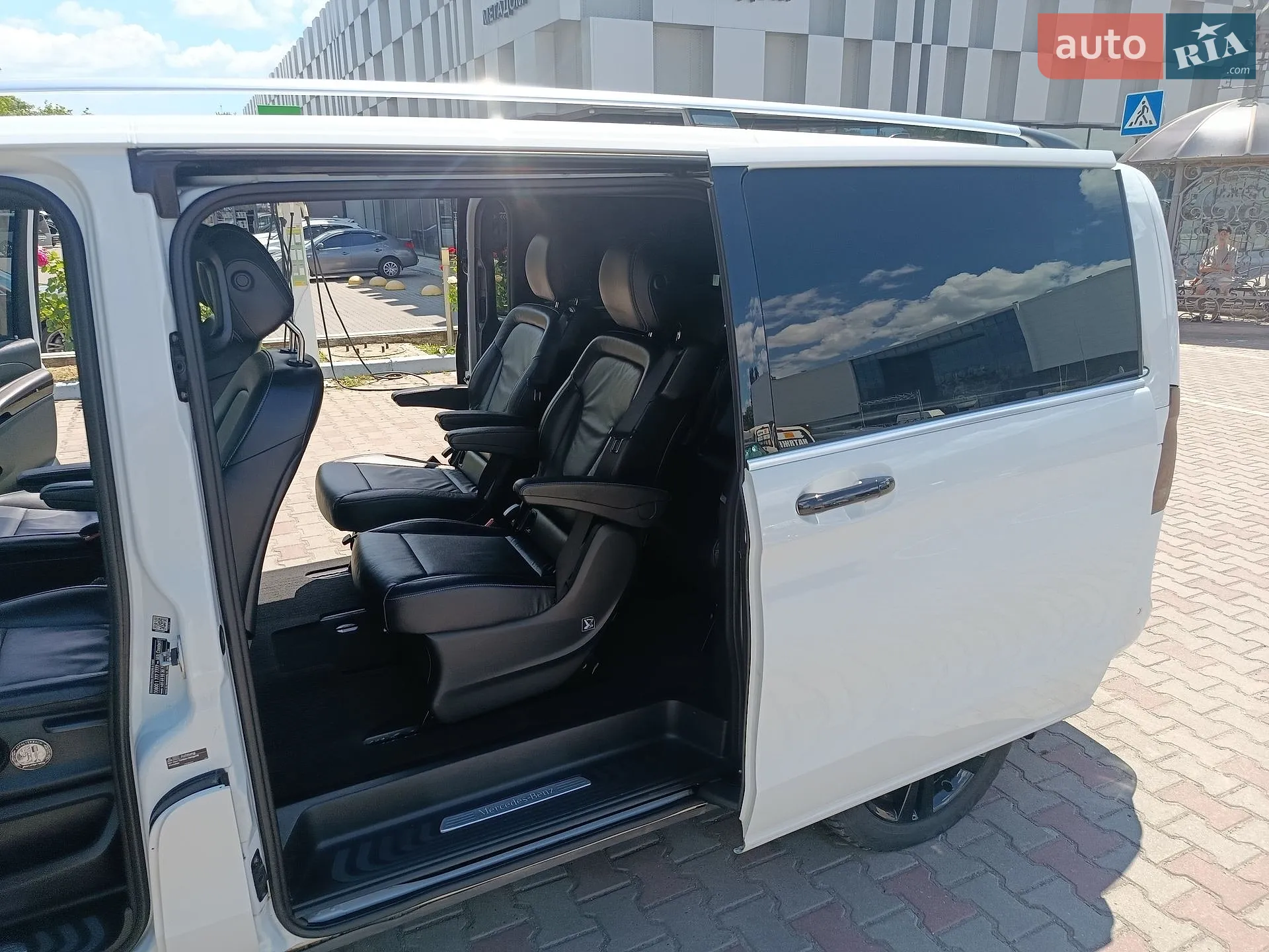 2015 Mercedes-Benz V-klasse - мініатюра 38
