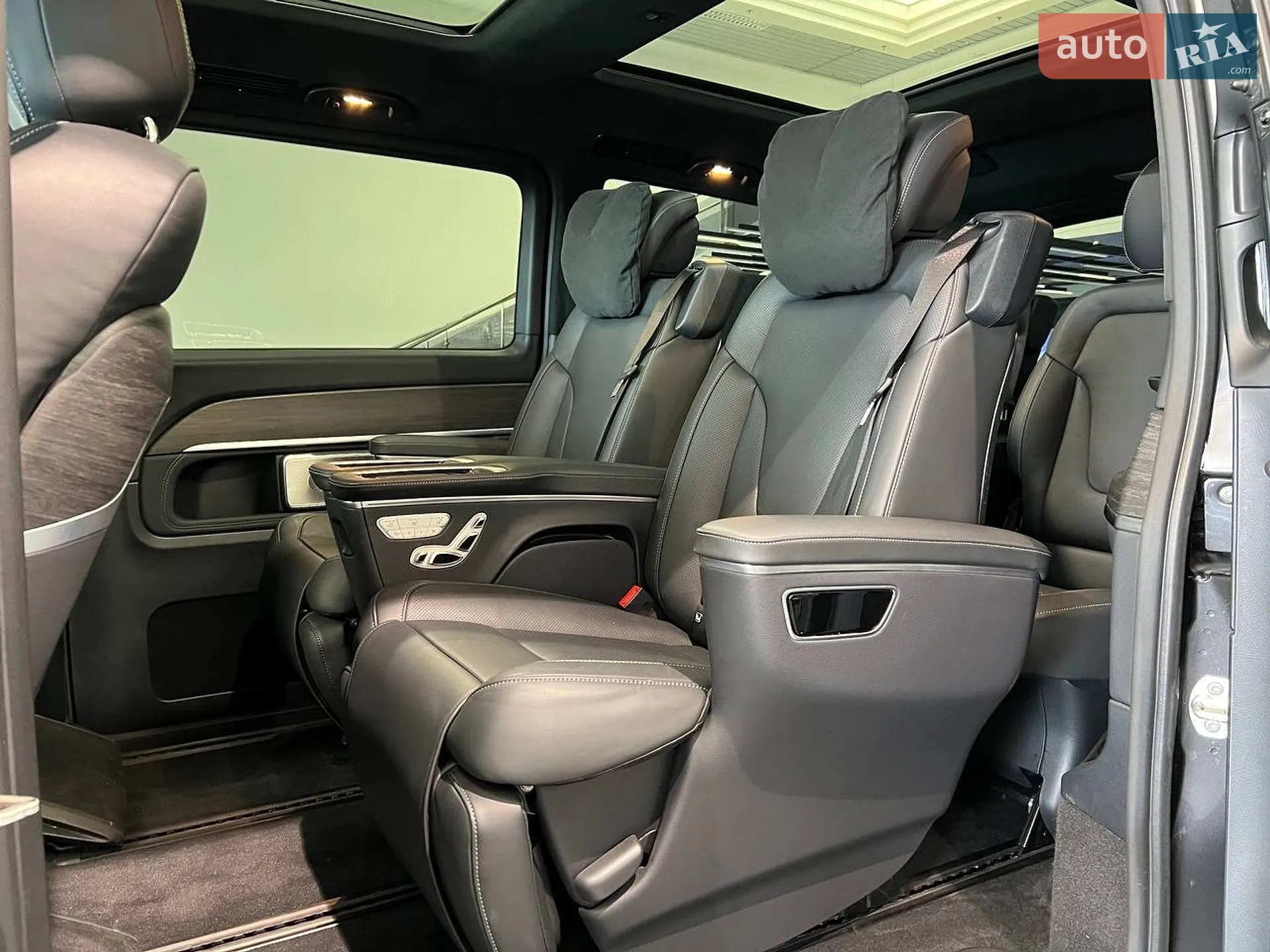 2025 Mercedes-Benz V-klasse - мініатюра 19