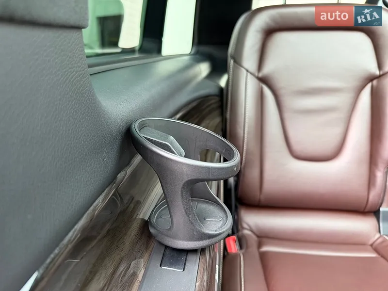 Mercedes-Benz V-Class 2017 VIN WDF44781313346277 фото оголошення 35 з 74