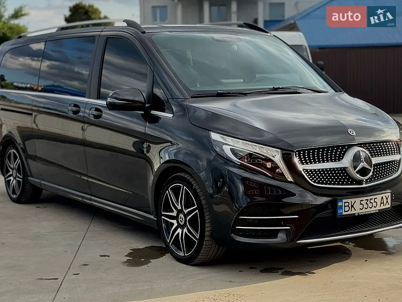 Mercedes-Benz V-Class