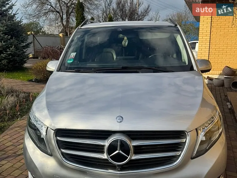 Mercedes-Benz V-Class 2014