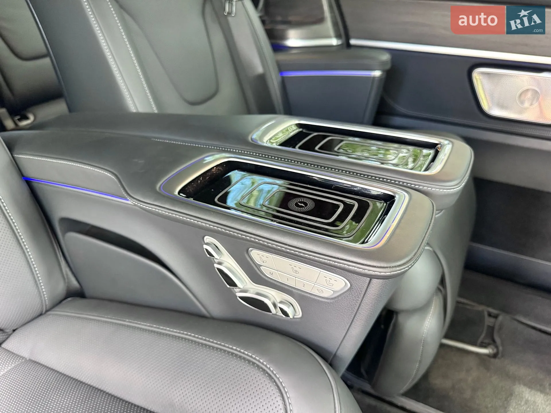 2025 Mercedes-Benz V-klasse - мініатюра 31