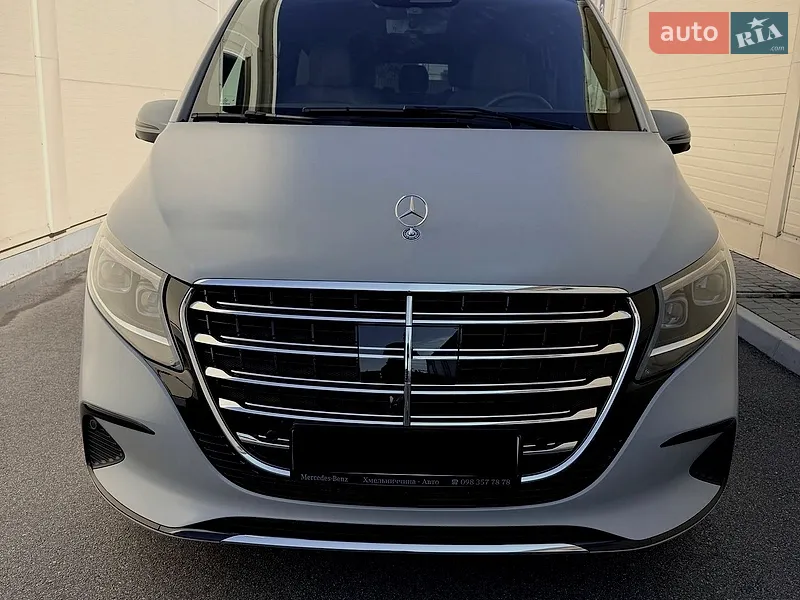 Mercedes-Benz V-Class