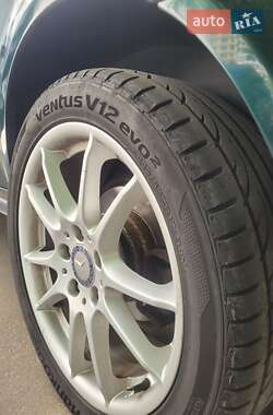 Мінівен Mercedes-Benz Vaneo 2005 в 