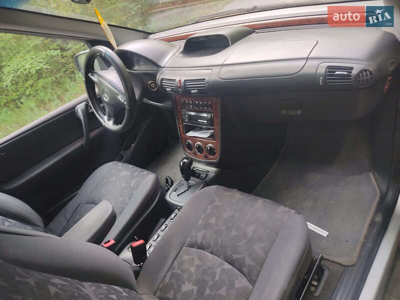 Минивэн Mercedes-Benz Vaneo 2003 в Виноградове
