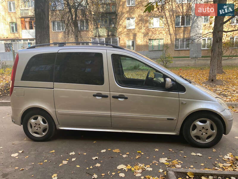 Минивэн Mercedes-Benz Vaneo 2002 в Киеве