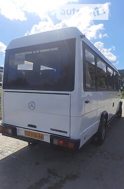 Туристический / Междугородний автобус Mercedes-Benz Vario 814 1999 в Вижнице