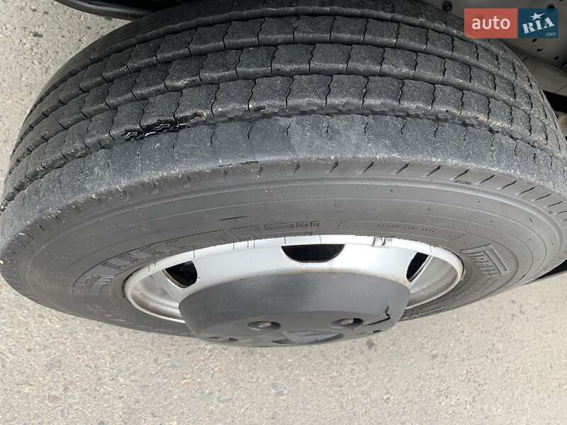 Тентованый Mercedes-Benz Vario 2011 в Львове