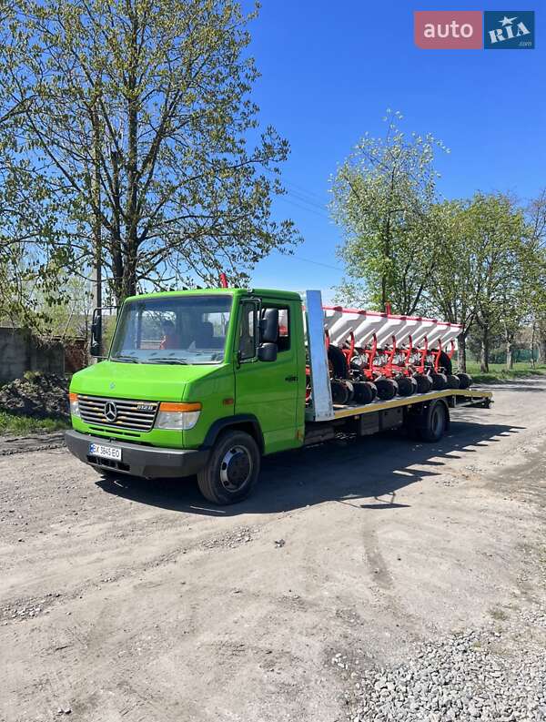 Евакуатор Mercedes-Benz Vario 1997 в Славуті