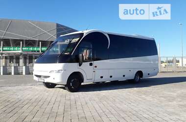 Туристический / Междугородний автобус Mercedes-Benz Vario 2006 в 