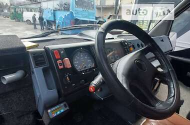 Туристический / Междугородний автобус Mercedes-Benz Vario 2006 в 