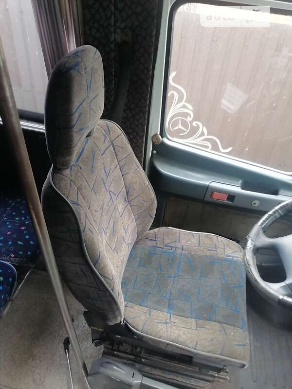 Туристичний / Міжміський автобус Mercedes-Benz Vario 1999 в Світловодську