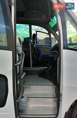 Туристический / Междугородний автобус Mercedes-Benz Vario 2009 в Кривом Роге