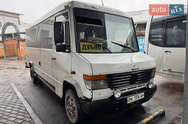 Туристический / Междугородний автобус Mercedes-Benz Vario 2000 в Ровно