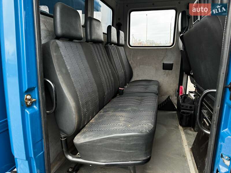 Вантажопасажирський фургон Mercedes-Benz Vario 2011 в Луцьку