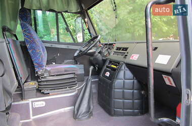 Туристичний / Міжміський автобус Mercedes-Benz Vario 1997 в 