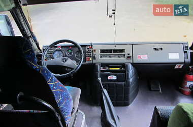 Туристичний / Міжміський автобус Mercedes-Benz Vario 1997 в 