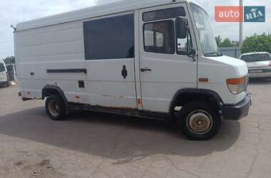 Вантажопасажирський фургон Mercedes-Benz Vario 1999 в 