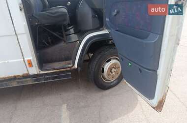 Вантажопасажирський фургон Mercedes-Benz Vario 1999 в 
