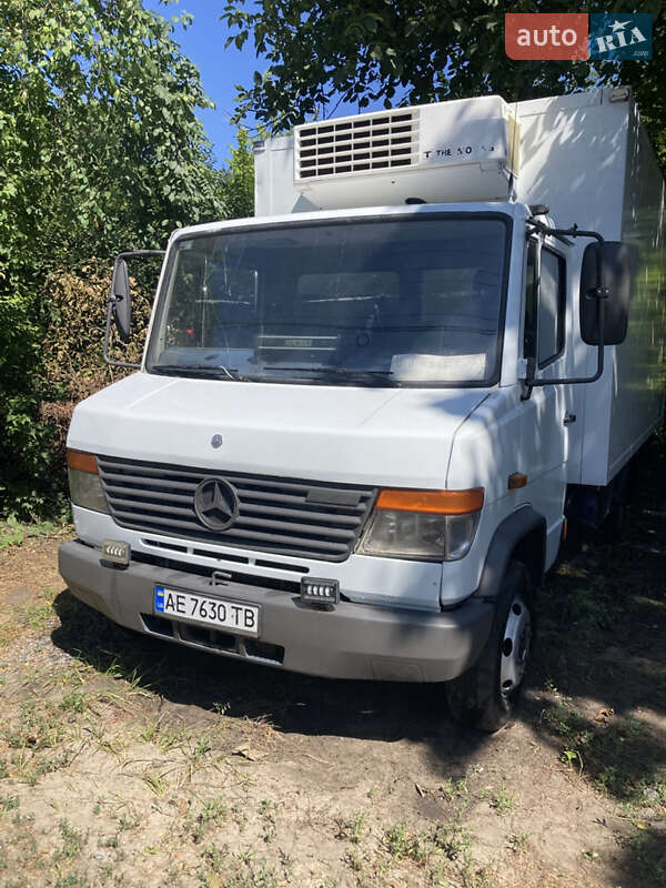 Mercedes-Benz Vario 2004