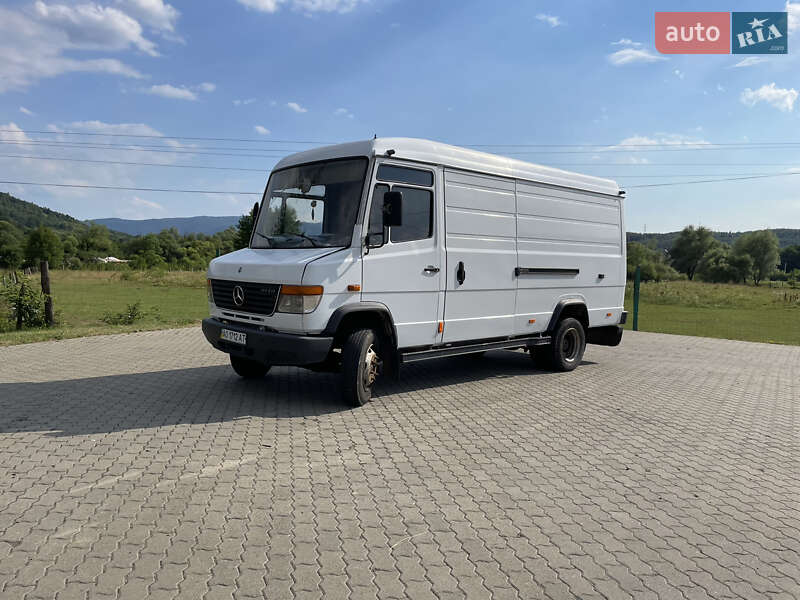 Mercedes-Benz Vario 2004