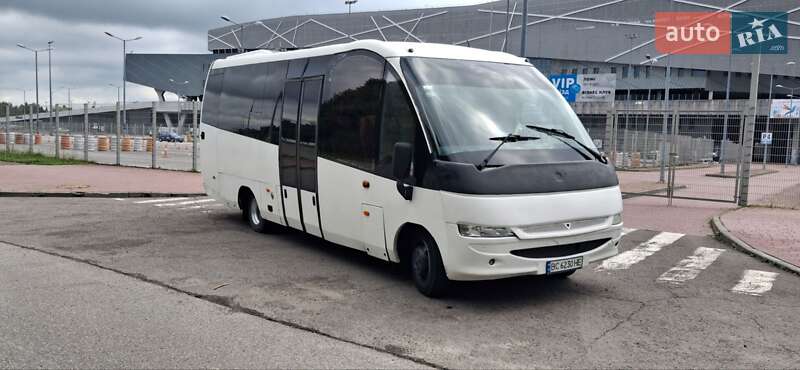 Туристичний / Міжміський автобус Mercedes-Benz Vario 2006 в 