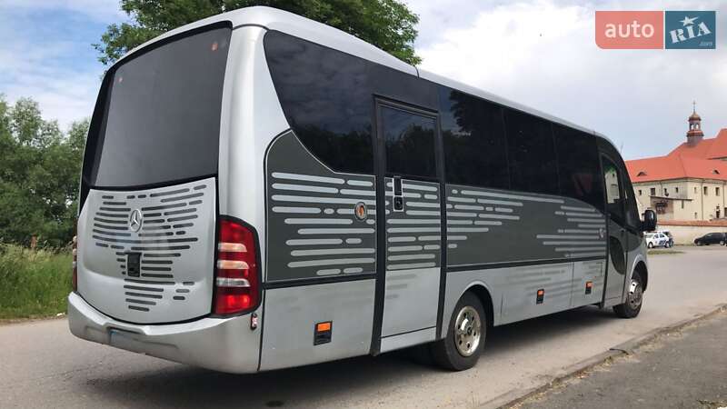 Mercedes-Benz Vario 2012