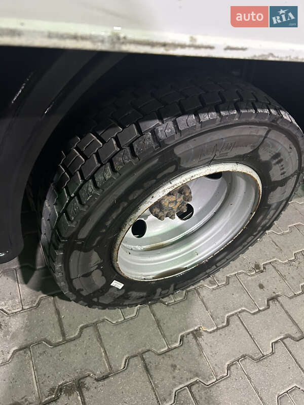 Грузовой фургон Mercedes-Benz Vario 1996 в Львове фото 10 Грузовой фургон Mercedes-Benz Vario 1996 в Львове