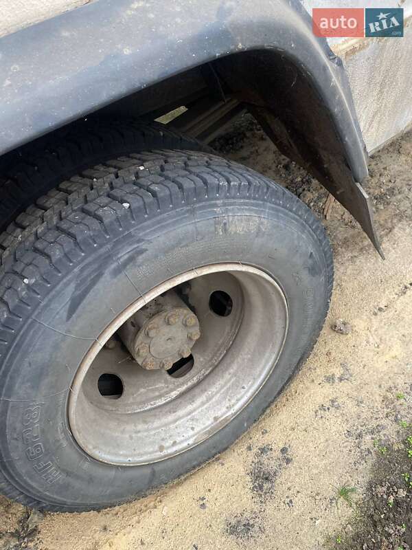 Грузовой фургон Mercedes-Benz Vario 2000 в Смеле