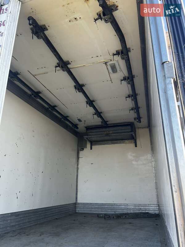 Рефрижератор Mercedes-Benz Vario 2000 в Миргороде