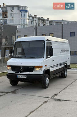 Вантажний фургон Mercedes-Benz Vario 2000 в Одесі