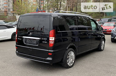 Мінівен Mercedes-Benz Viano 2011 в 