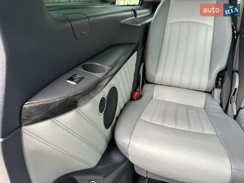 Мінівен Mercedes-Benz Viano 2012 в Києві