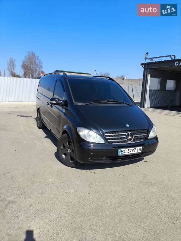 Mercedes-Benz Viano 2004