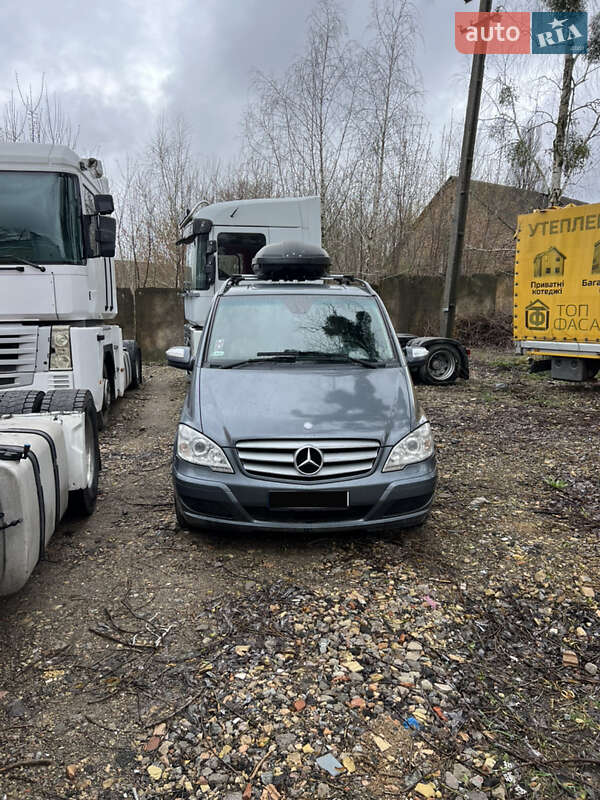 Мінівен Mercedes-Benz Viano 2012 в Києві